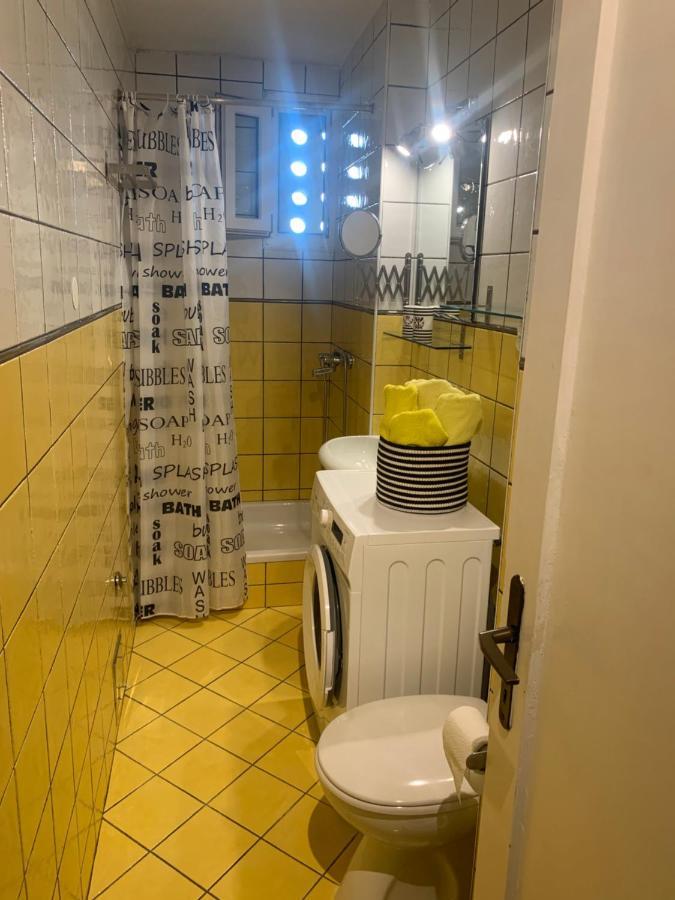 Sanela- Apartman Za Bezbrizan Odmor Crikvenica Bagian luar foto